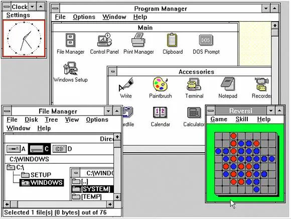Windows 3.0 Program Manager, File Manager ve Reversi oyunu açık masaüstü